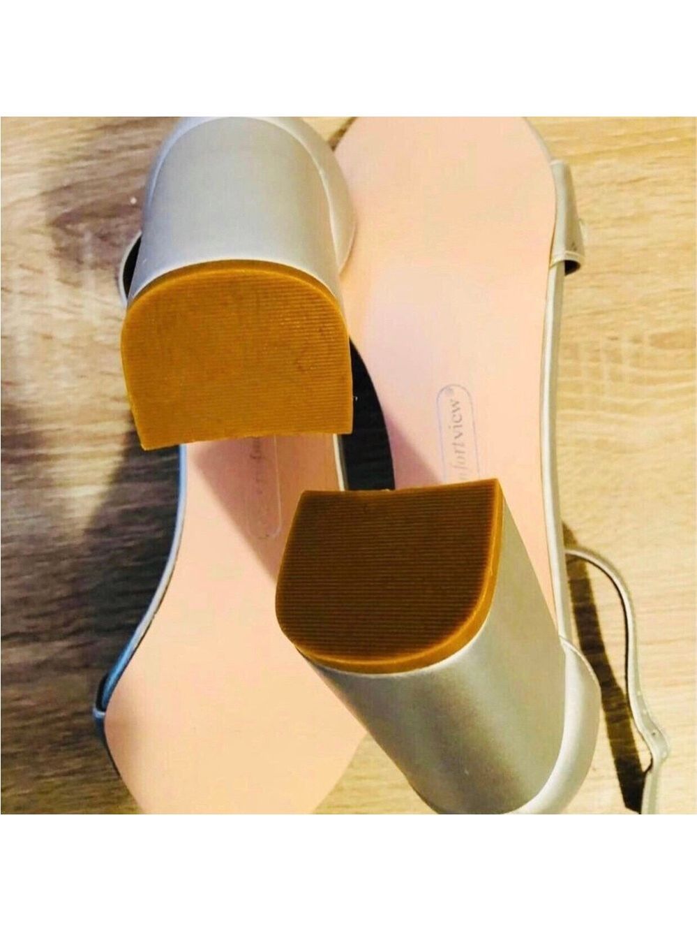 Size 10W Comfortview Sexy Silver Chunky Heels with Pearl Details Women’s - Picture 7 of 7